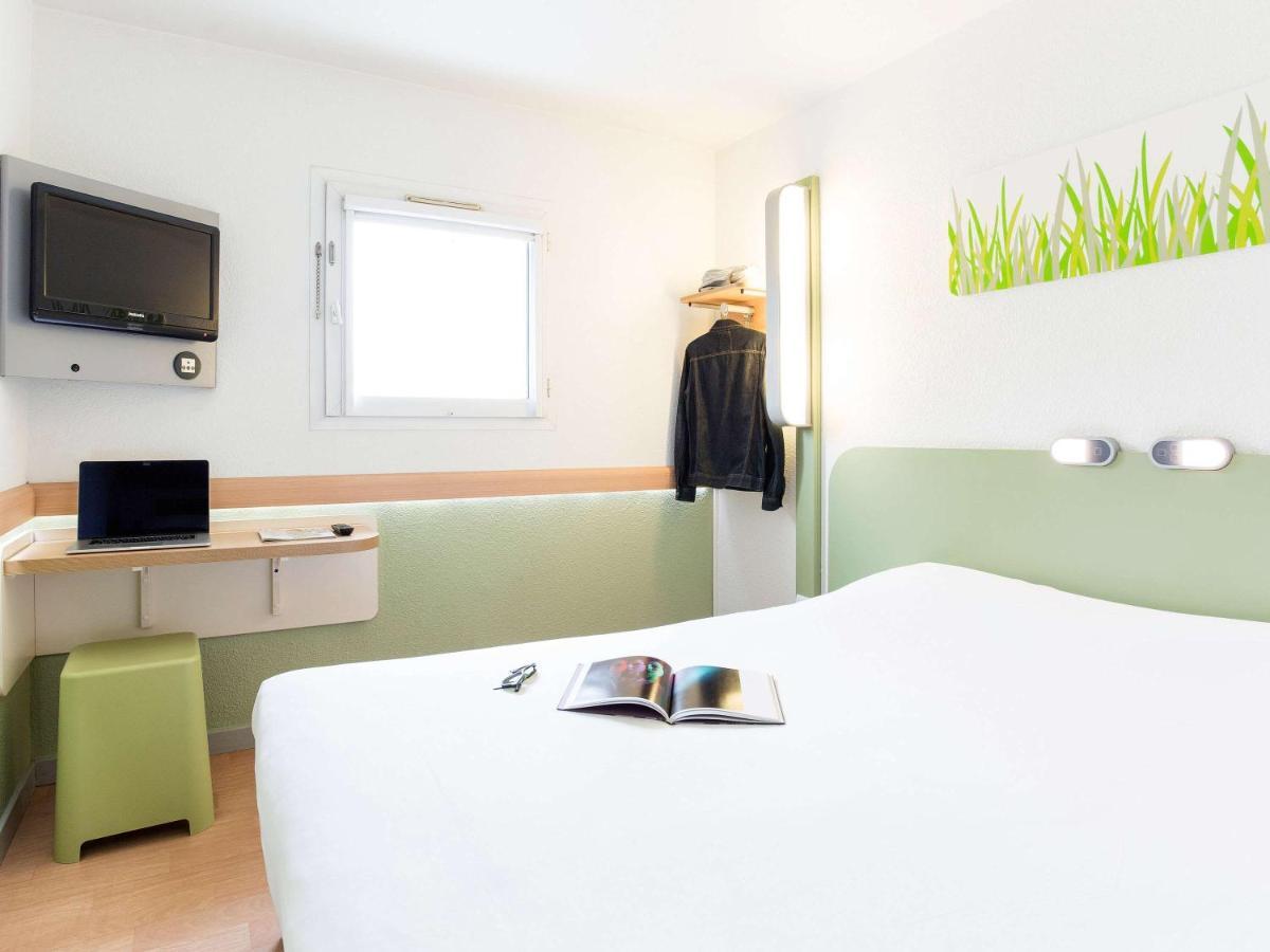 Ibis Budget Pau Est Exterior foto